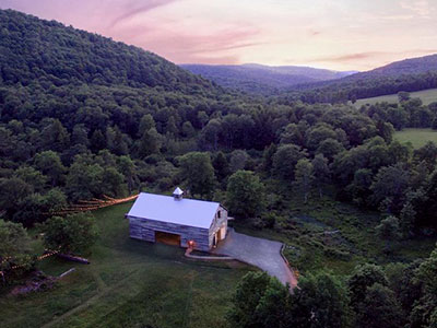 small wedding venue with view of mountains